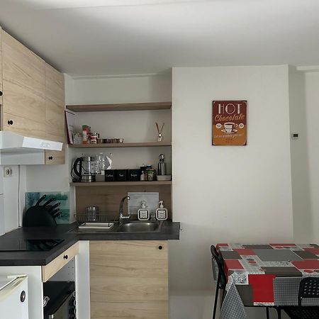 Appartement Avec Terrasse A Rosny-Sous-Bois Exterior foto
