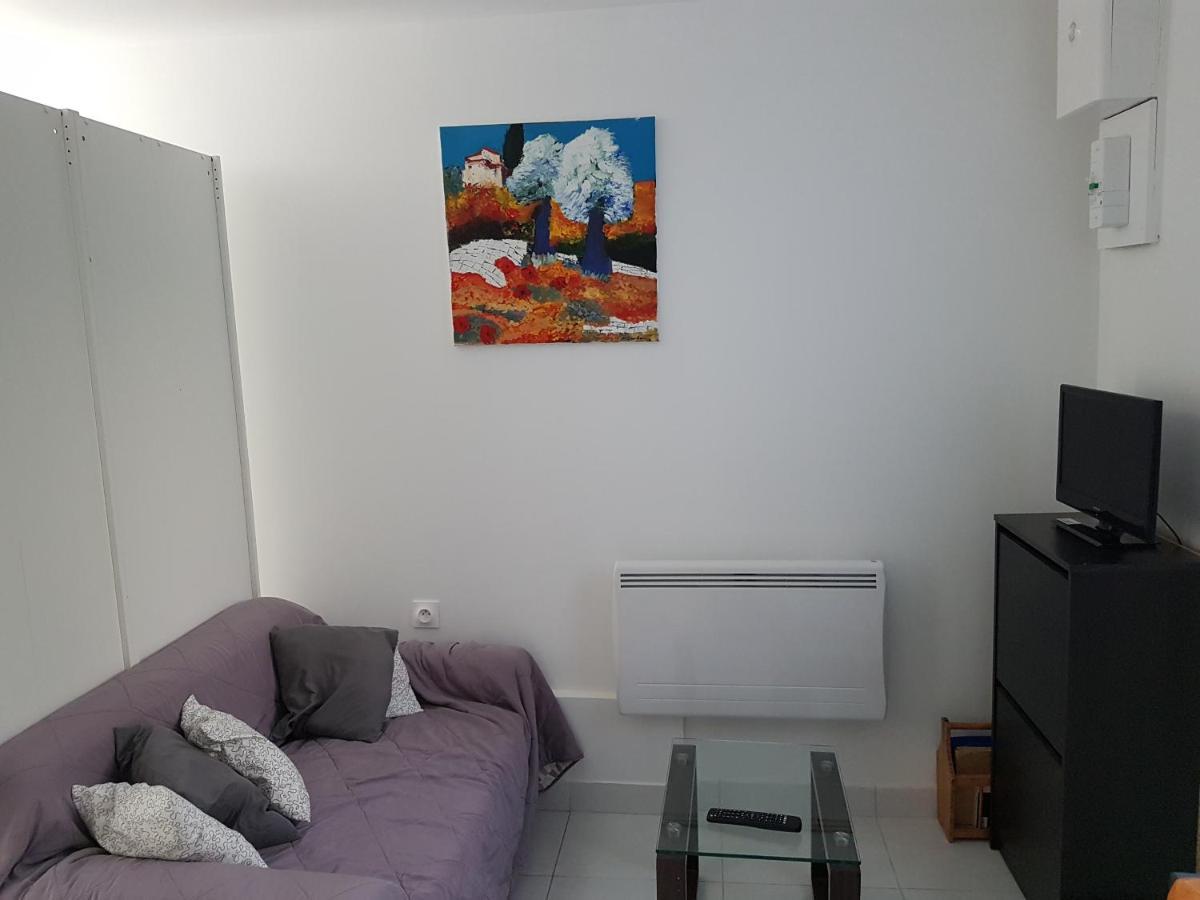 Appartement Avec Terrasse A Rosny-Sous-Bois Exterior foto